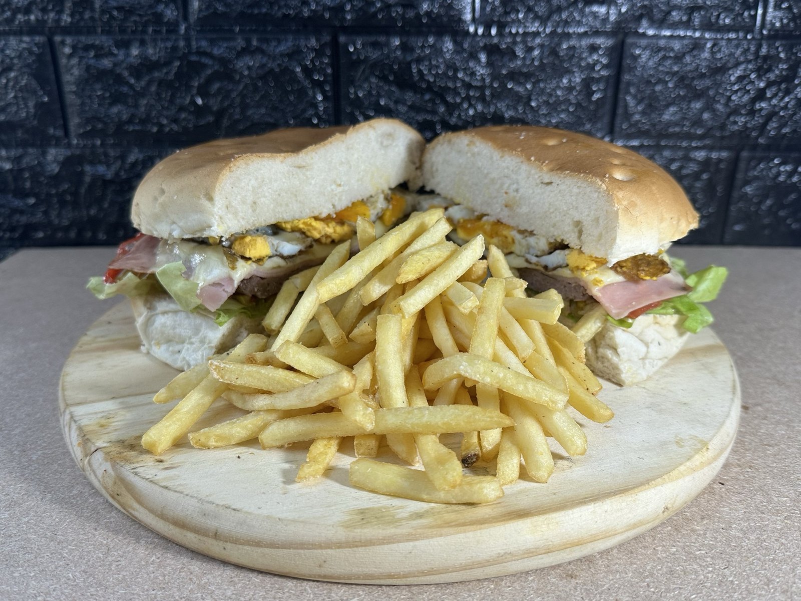 Baurú para 2 personas con fritas
